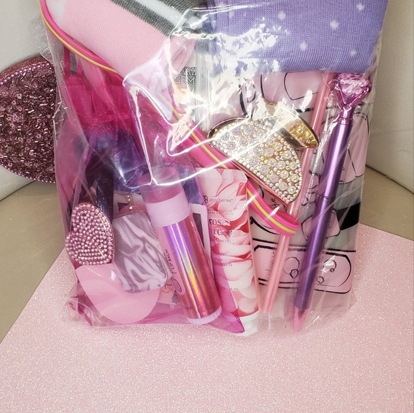 🎉HP🎉 Anthropologie Maeve 💘NWT💘 Medium Magenta 100% Silk Top!💘💜💘💜💘💜 - Picture 12 of 12